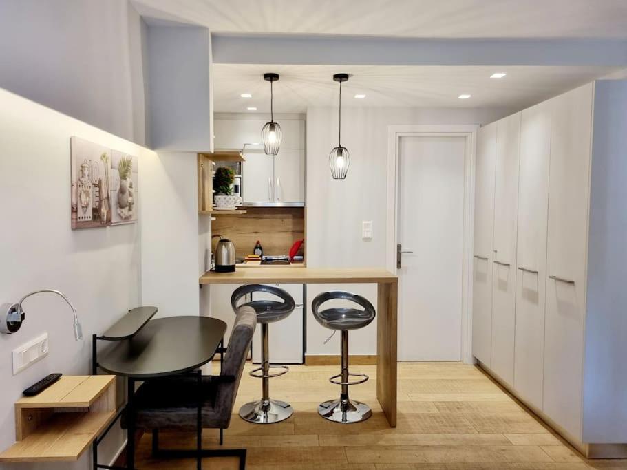 Stylish Studio Near Athens Hilton, Self Check-In! Exteriér fotografie
